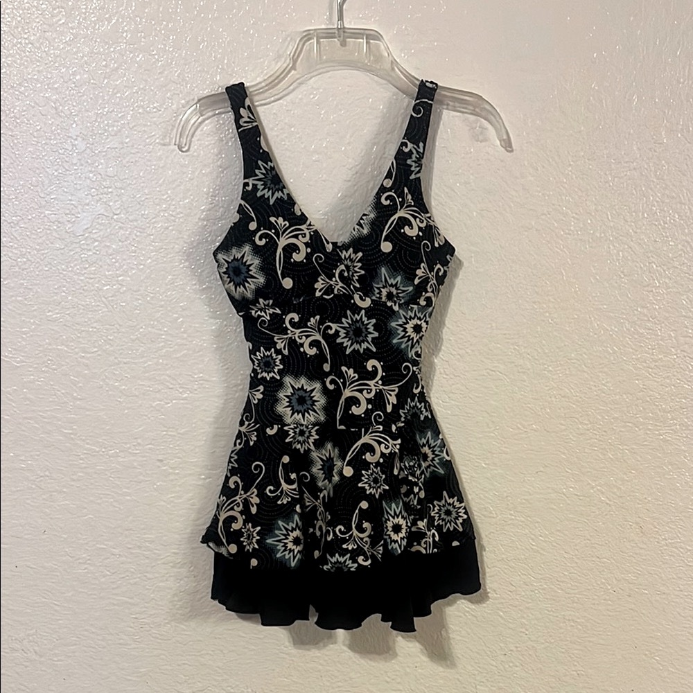 Floral Patterned Sleeveless One Piece Swimsuit